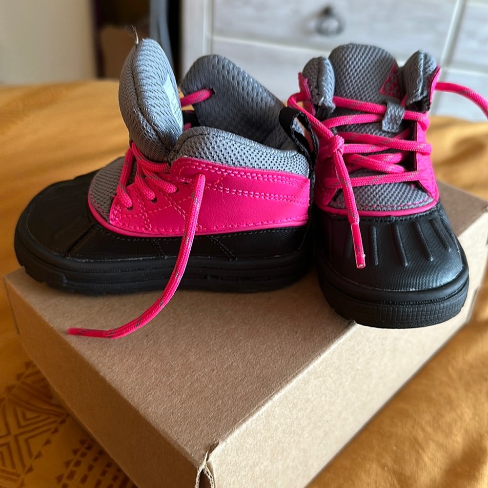 Never been worn girls Nike boots